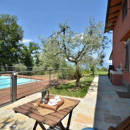 Le Ginestre Villa Montevarchi